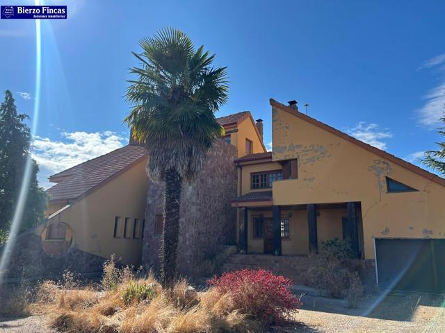 🏡 Oportunidad Única en Chozas de Abajo: ¡Crea la Casa de Tus Sueños! photo 0