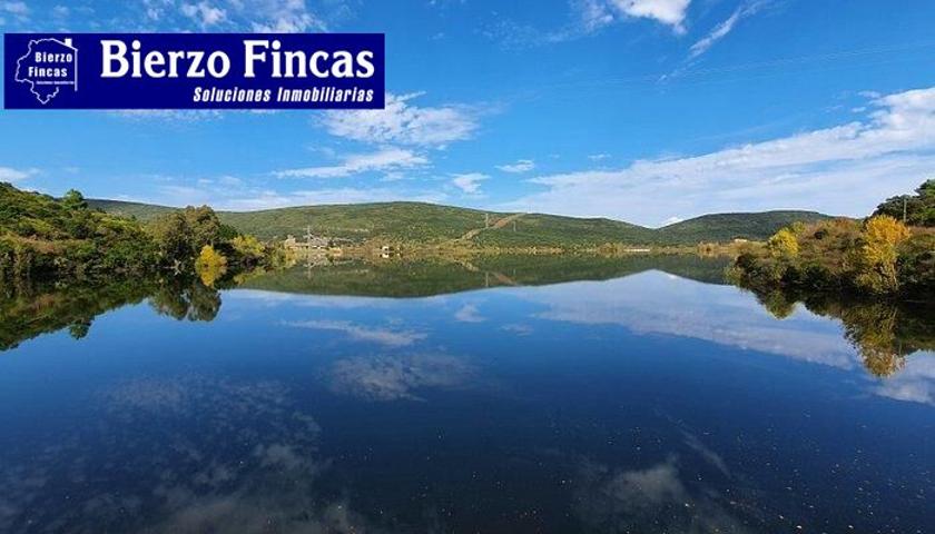 SE VENDE CASA EN CARUCEDO photo 0