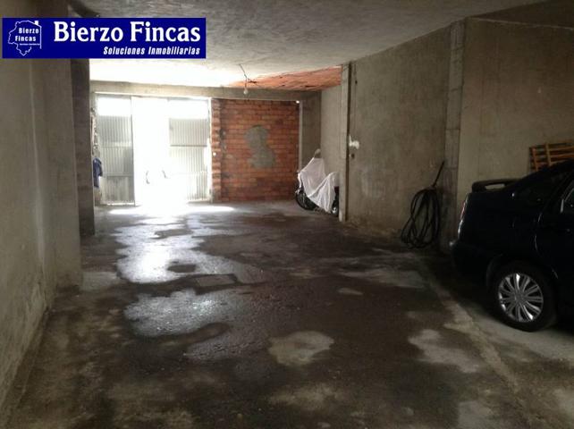 Se vende bajo comercial en la zona alta. photo 0