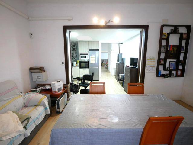 LOCAL EN VENTA EN CARRER MALATS, 69-71 (SANT ANDREU DEL PALOMAR) photo 0