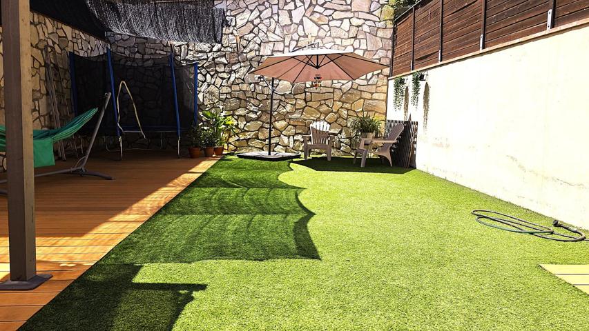 CASA CON PISCINA CUBIERTA Y PLAZA DE PARKING!! photo 0