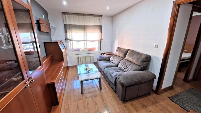 Oportunidad Única: Piso Luminoso y Reformado en Roquetas photo 0