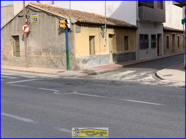Casa de pueblo en esquina para restaurar en Santomera con solar de 206 m2 photo 0