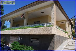 Casa con terreno en Orihuela, zona La Aparecida - Piscina y terraza incluidas photo 0