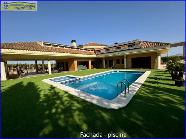 Chalet en Santomera - Espacio, elegancia y confort photo 0