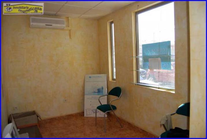 Se vende local comercial en Santomera photo 0