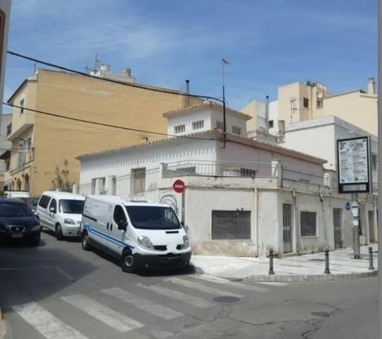 Casa en Olula Del Rio ( Almería ), con locales comerciales photo 0