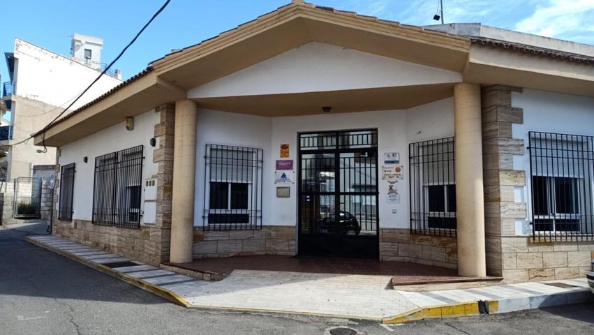 LOCAL DE UNA PLANTA EN MUY BUENAS CONDICIONES EN OLULA DEL RÍO, ALMERÍA. photo 0