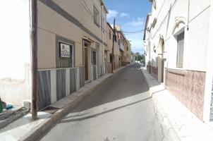 CASA FAMILIAR EN FINES ( ALMERÍA) DE 7 HABITACIONES. photo 0