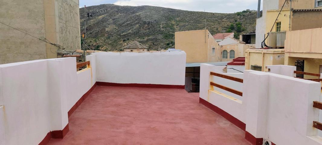 Casa en Macael ( Almeria ) zona centro de tres habitaciones y 3 terrazas. photo 0
