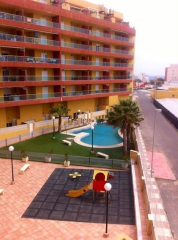 Piso en roqueta Almeria zona puerto un dormitorio un baño terraza 15 metros photo 0