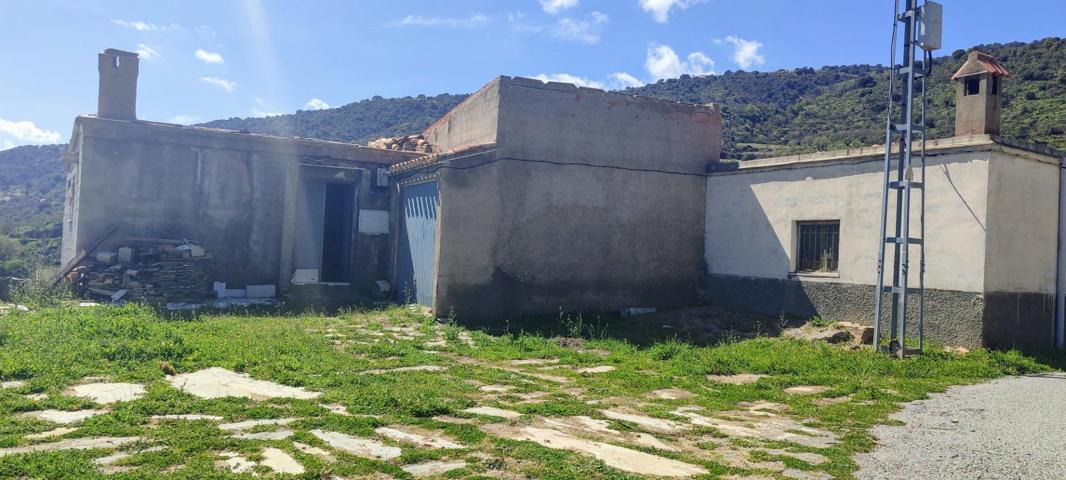 LAROYA ( ALMERÍA ). CASA DE CAMPO CON TERRENO. photo 0