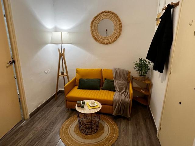 Estudio en calle Viladomat junto a calle Manso photo 0