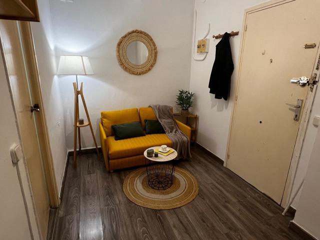 Bonito estudio en calle Viladomat junto calle Manso photo 0