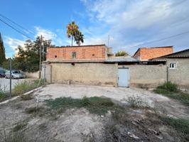 VENTA DE CASA PARA REFORMAR Y PARCELA DE 1000m2. photo 0