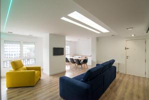 VENTA DE ESPECTACULAR PISO EN MURCIA photo 0