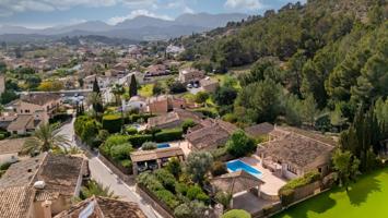EXCLUSIVO CHALET INDEPENDIENTE PARA ALQUILAR EN EL PINTORESCO PUEBLO DE CALVIA photo 0