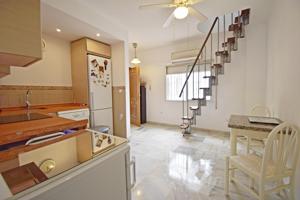 ¡Vive la magia del centro de Jerez en este encantador dúplex de 2 habitaciones! photo 0