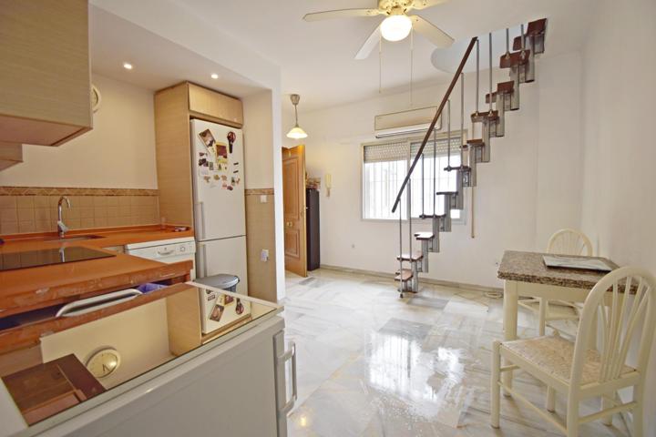 ¡Vive la magia del centro de Jerez en este encantador dúplex de 2 habitaciones! photo 0