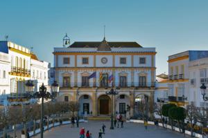 *Casa Convertida en Tres Apartamentos en Plaza España, Medina Sidonia. ¡30% de RENTABILIDAD!* photo 0