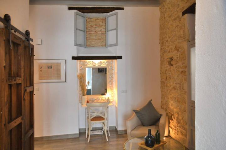 *Casa Convertida en Tres Apartamentos en Plaza España, Medina Sidonia. photo 0