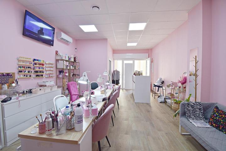 ¡Oportunidad única! Local comercial totalmente reformado en exclusiva photo 0