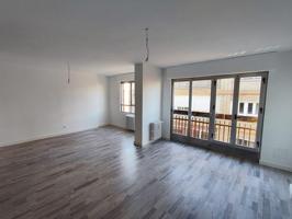 Piso En alquiler en Centro, Valladolid photo 0