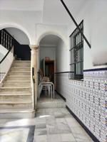 LOCAL COMERCIAL EN EL CENTRO DE CADIZ photo 0