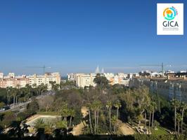 Piso señorial en plena avenida de Andalucía + garaje opcional con trastero photo 0
