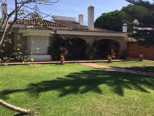 Chalet Independiente en Vistahermosa photo 0