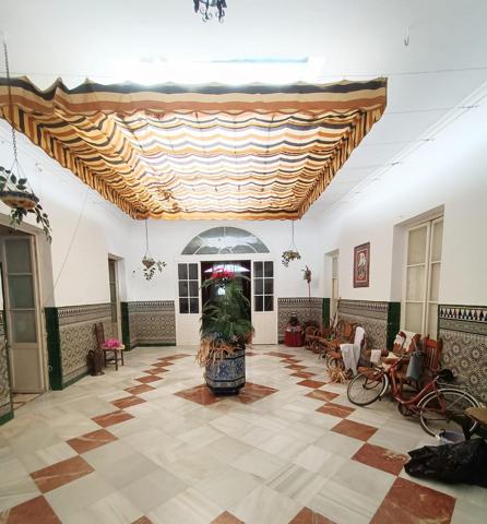VIVIENDA SEÑORIAL EN EL CENTRO DE PUERTO REAL photo 0