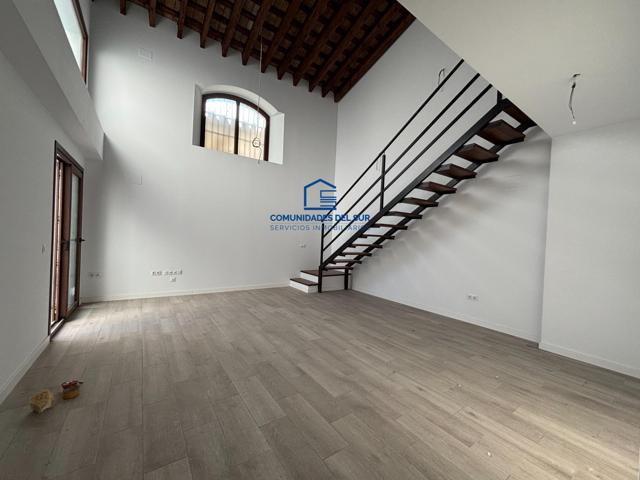 Lofts nuevos a estrenar en antiguo casco de bodega en Jerez photo 0