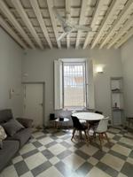 COQUETO APARTAMENTO DE UN DORMITORIO CON PATIO DE USO PRIVADO photo 0