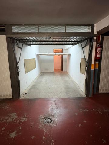 Tu plaza en el centro, con trastero incluido ¡Oportunidad única! photo 0