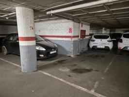 Plaza de parking en alquiler en La Sagrera photo 0