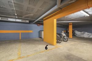 Lote de 2 plazas de garaje de coche más una de moto photo 0