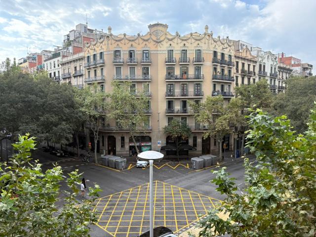 Primera planta en la calle Aribau a la venta ¡¡ photo 0