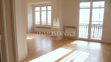 Señorial piso en venta junto Plaza Adriano y Parque de Monterols photo 0