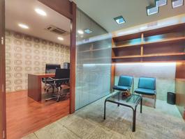 Oficina en Alquiler en Paseo San Gregorio photo 0