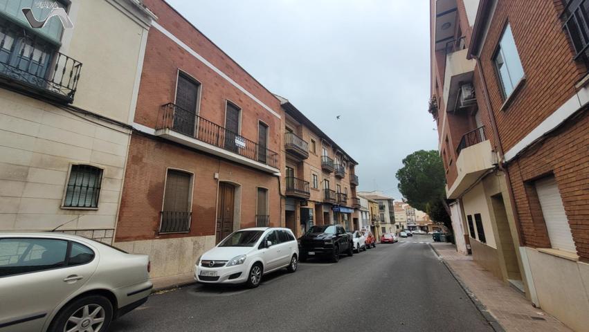 Casa En venta en Almodóvar Del Campo, Almodovar Del Campo photo 0