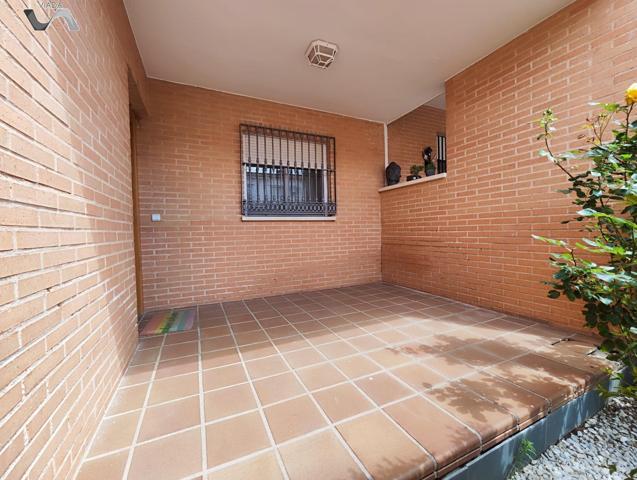 Unifamiliar En venta en Los Encinares, Argamasilla De Calatrava photo 0