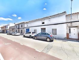Solar de 565 m2 Calle Almodovar photo 0