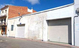 Almacén de 600 m2. situado muy cerca del centro de Sant Feliu photo 0