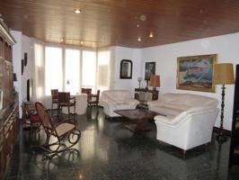 Vivienda tipo duplex situada a 100 metros del Paseo del Mar photo 0