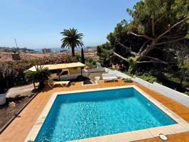 Encantadora casa en la Urbanización de La Pineda Fosca, maravillosas vistas al mar. photo 0