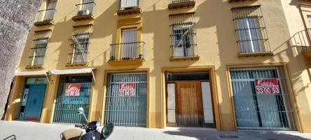 AMPLIO LOCAL COMERCIAL EN ALQUILER EN EL CENTRO DE JEREZ, ZONA PLAZA SAN ANDRÉS photo 0