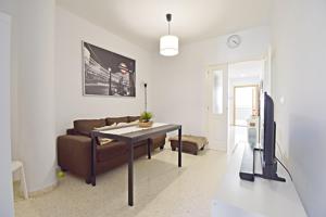 IDEAL PISO EN ZONA AVDA. EUROPA photo 0