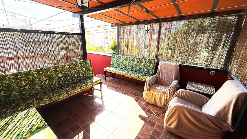 CASA TOTALMENTE REFORMADA EN PLAZA DEL TROVADOR. photo 0