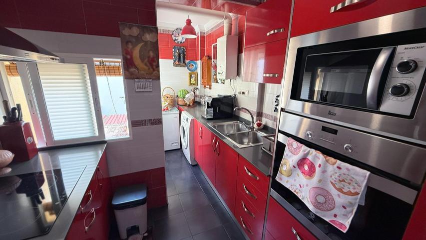 ¡Oportunidad en La Pedrera! Piso con balcón, cerca de todo photo 0
