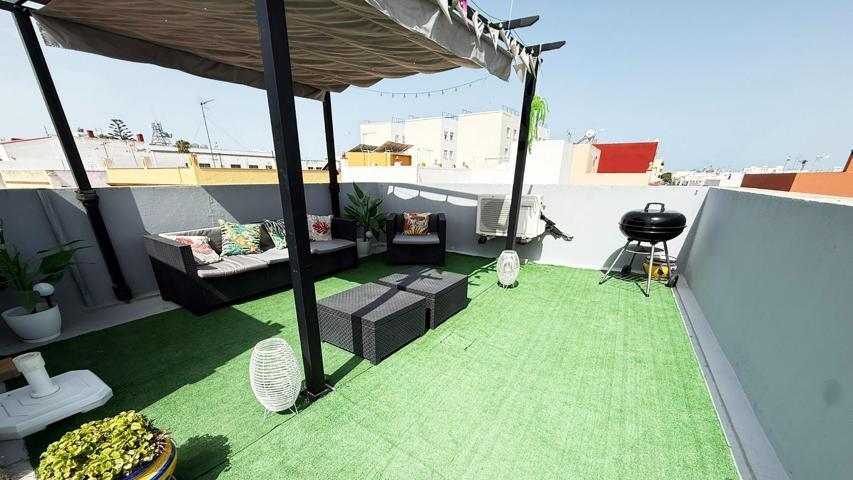 Casa amplia y con encanto en el Corazón de Puerto Real photo 0